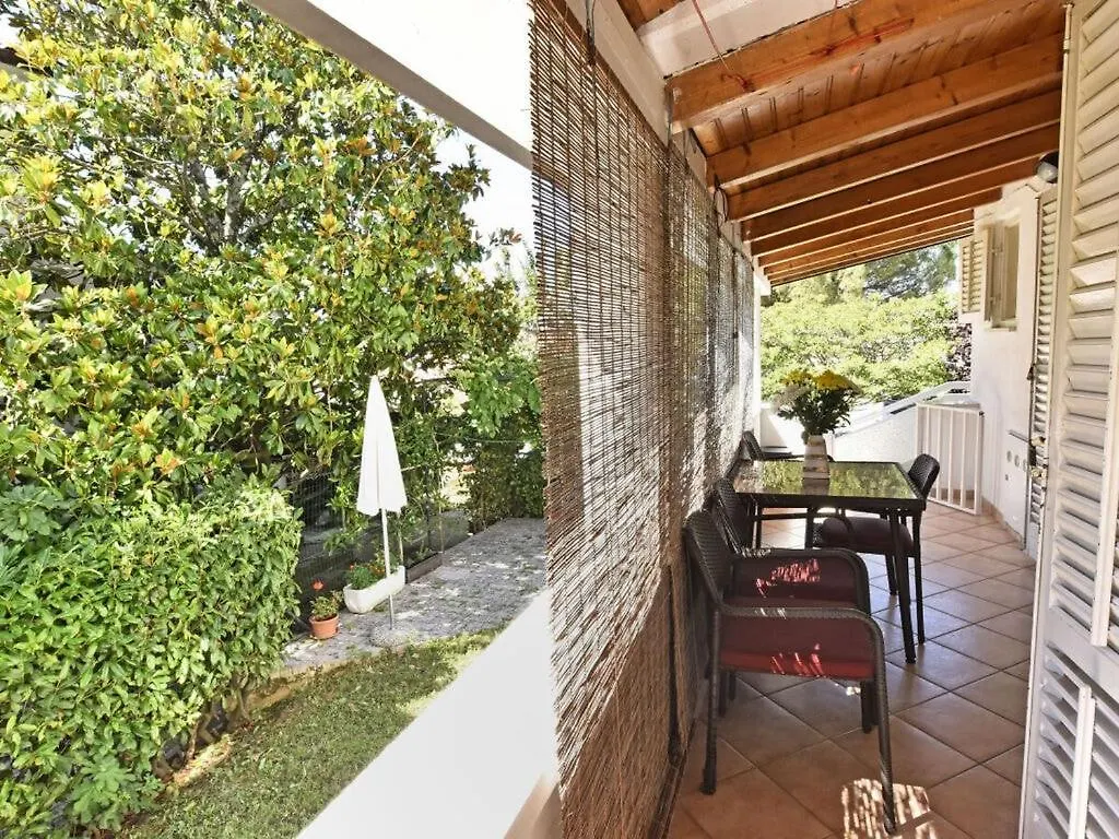 Apartment Prodan Porec 0*,